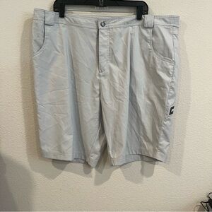 Straight Down cream off white gold shorts men’s size 42